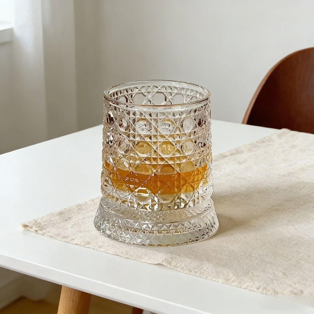 The Crystal Glasses — Spinning, Set of 2